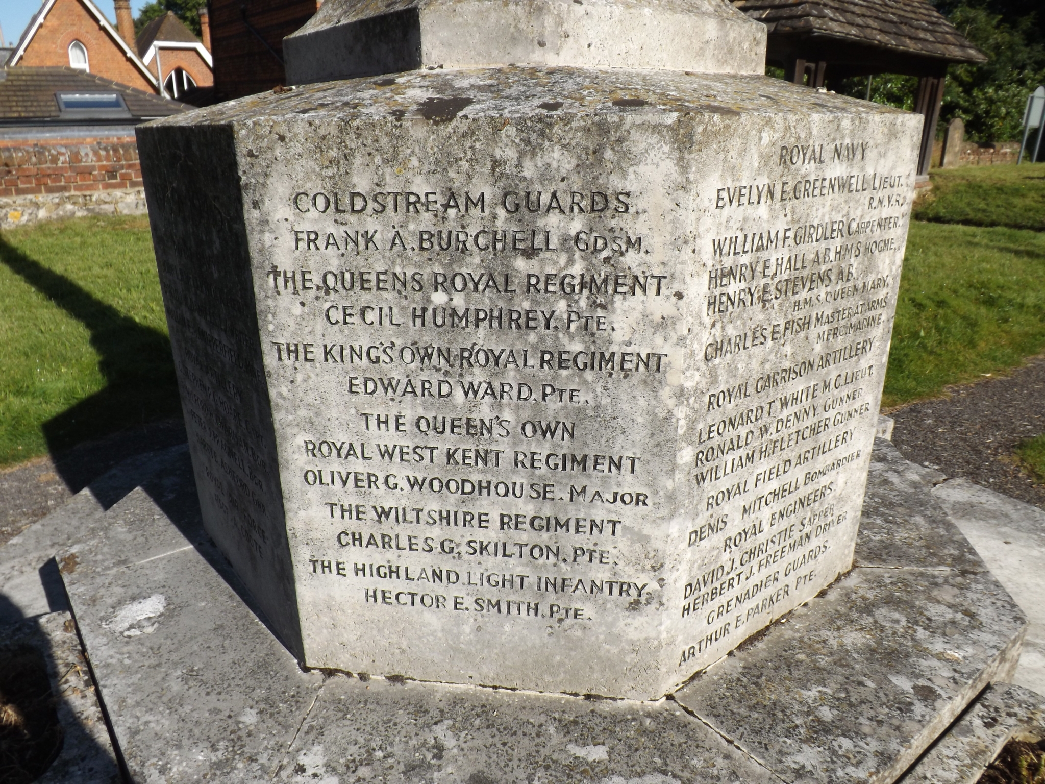 GODSTONE War Memorials Online